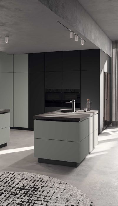 A V6000 Gl Eukalyptus Schwarz Durchgangstuer M2